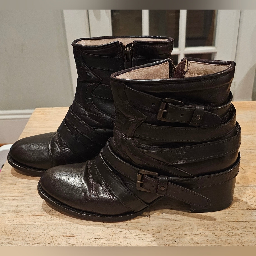 Freebird Estes Brown 10 OG EUC - Picture 2 of 7